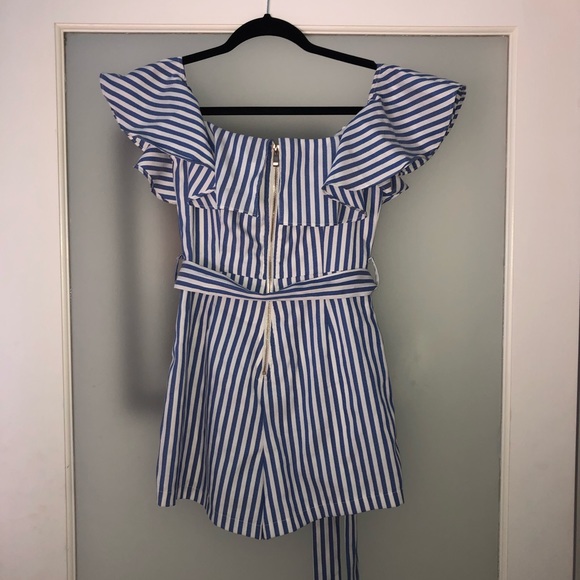 Striped Ruffled Romper - Picture 4 of 8